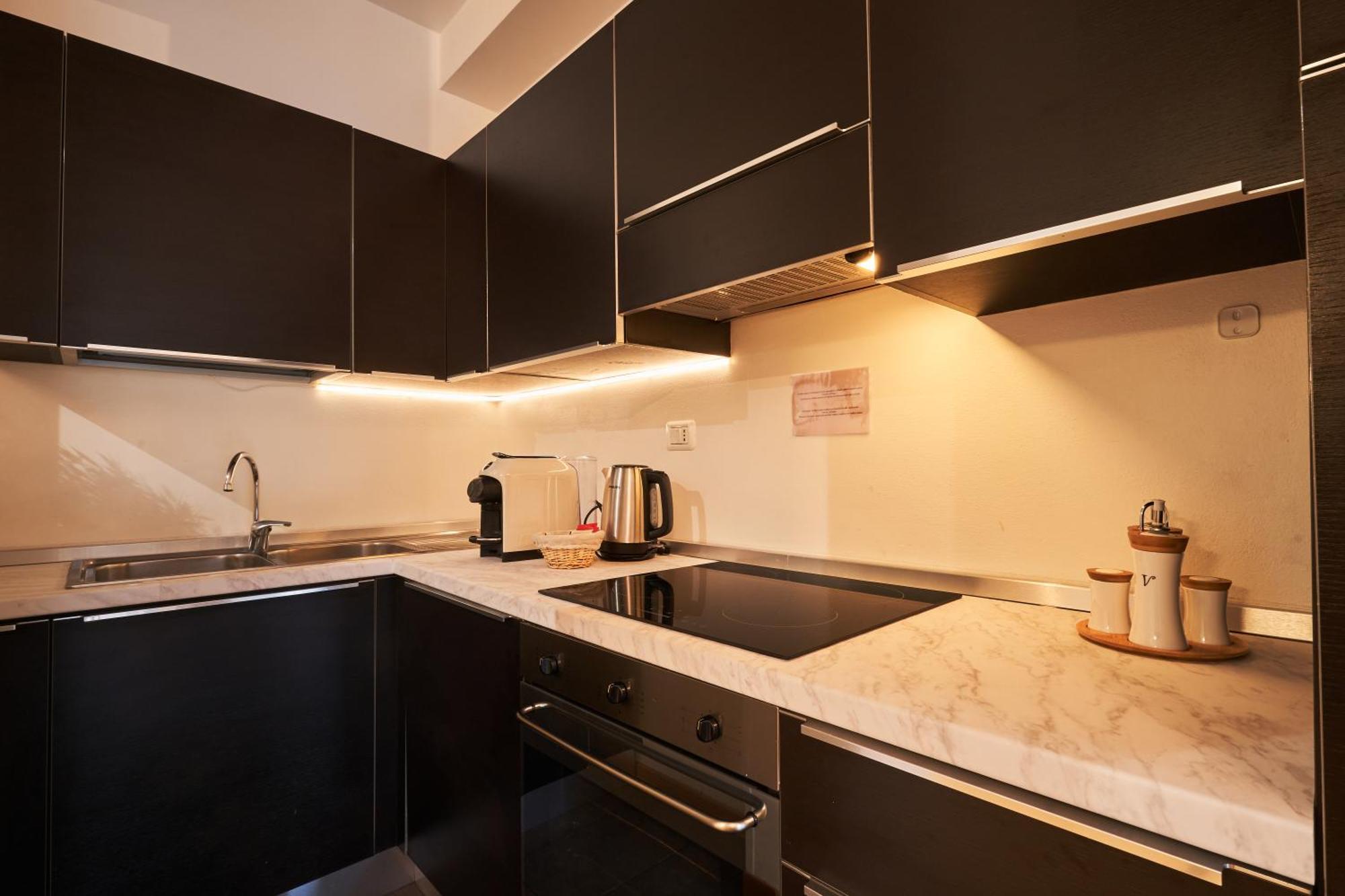Gallery Suite The Turin Center Apartment 5 Floor, Free Garage, Big Terrace ภายนอก รูปภาพ