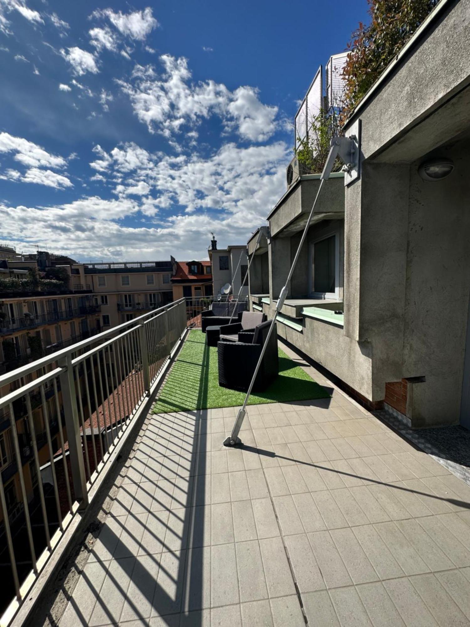 Gallery Suite The Turin Center Apartment 5 Floor, Free Garage, Big Terrace ภายนอก รูปภาพ
